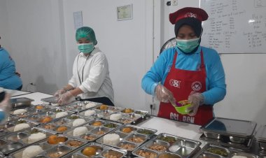 Ekonomi UMSURA Soroti Kebijakan Pengangkatan Pegawai MBG Menjadi PPPK