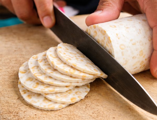 Berawal dari Pelatihan Desa, Keripik Tempe De Ambar Tumbuh Menjadi UMKM Unggulan Sanankerto