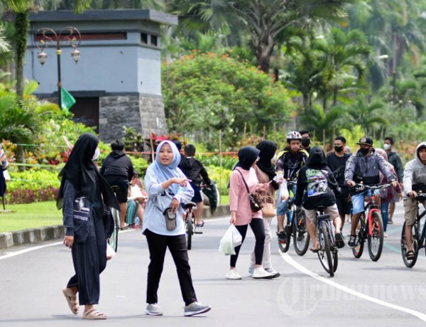 Minggu Pagi, Ijen Malang Jadi Ruang Publik Favorit