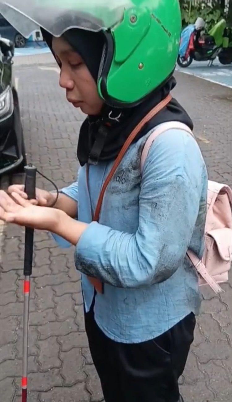 Penumpang Tunanetra Terjatuh ke Saluran Air, Transjakarta Lakukan Evaluasi Layanan