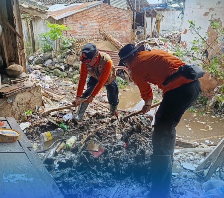 BPBD Kabupaten Malang Laksanakan Pembersihan Lanjutan Dampak Longsor di Jalur Pujon–Kasembon