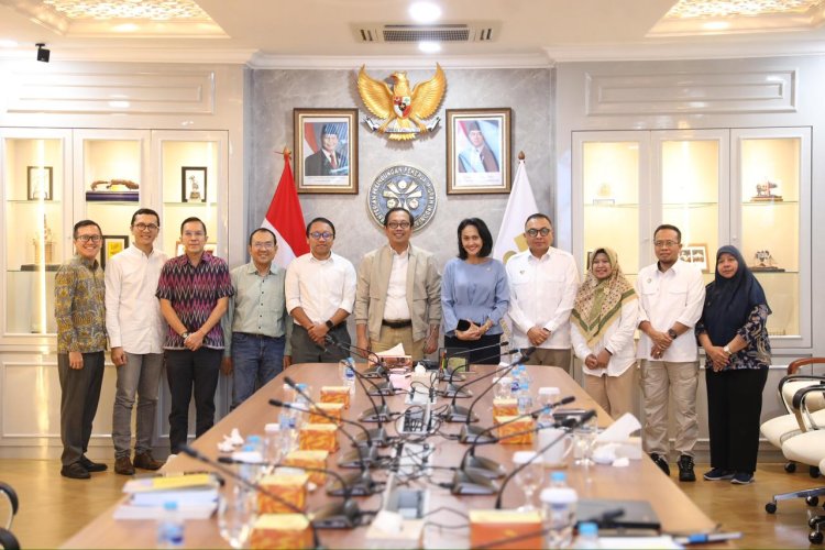 SMK Disiapkan Jadi Mesin Talenta Global! KemenP2MI Tancap Gas Cetak Pekerja Migran Profesional