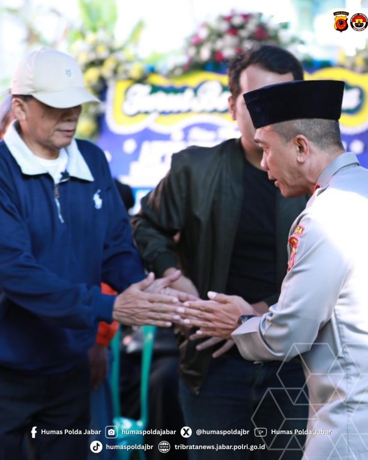Kapolda Jabar Takziah Ke Rumah Duka Almarhum Ipda Anumerta Hendra Kurniawan