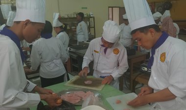 Belajar Masak dengan Aman dan Bersih, Siswa SMK Mahadhika 3 Jakarta Terapkan Kebiasaan Dapur yang Baik