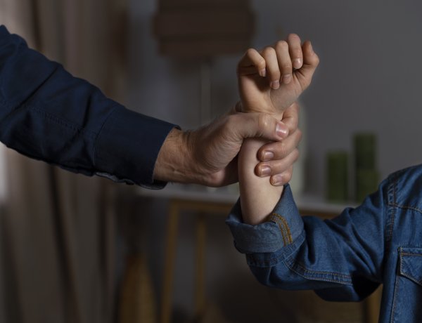 "Alarm Merah di Sumsel: 628 Perempuan dan Anak Jadi Korban Kekerasan Sepanjang 2025"