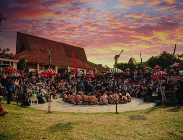 Tari Kecak di TMII Jadi Daya Tarik Baru Wisata Budaya
