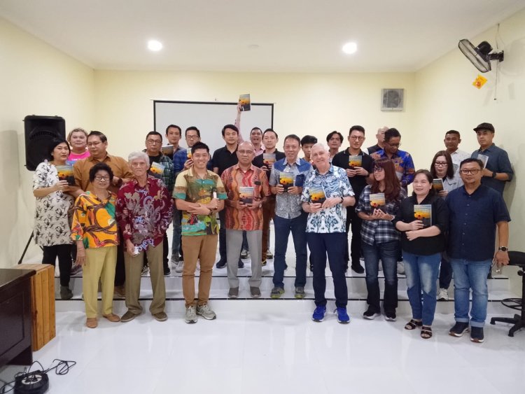 Buku A Willing Spirit Resmi Diluncurkan