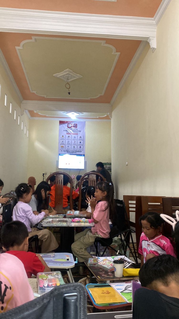 Penuh Warna dan Keceriaan! Warkop Digital Poncokusumo Gelar Pelatihan Mewarnai Anak untuk Bangun Kreativitas dan Percaya Diri Sejak Dini