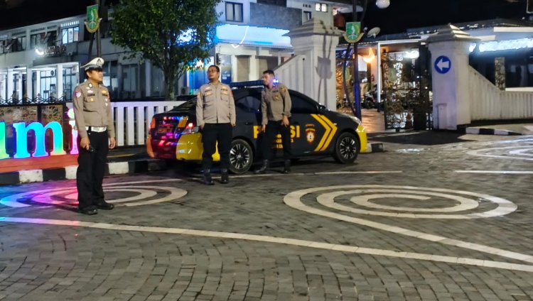 Pelihara Kondusifitas Kamtibmas, Polsek Cikole Gelar Patroli Ramadhan Prima