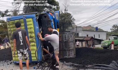 ruk Pasir Terguling di Cipatat: Jalur Utama Bandung-Cianjur Lumpuh Total Selama Berjam-jam