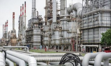 Serangan AS ke Iran Picu Gejolak Harga Minyak Global