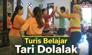 Wisatawan Mancanegara Antusias Belajar Tari Dolalak di Purworejo