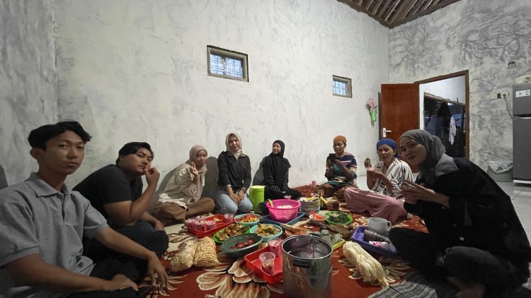 Peserta MagangHub Kemnaker Gelar Buka Bersama Inspiratif di Warkop Digital Network Ganjar