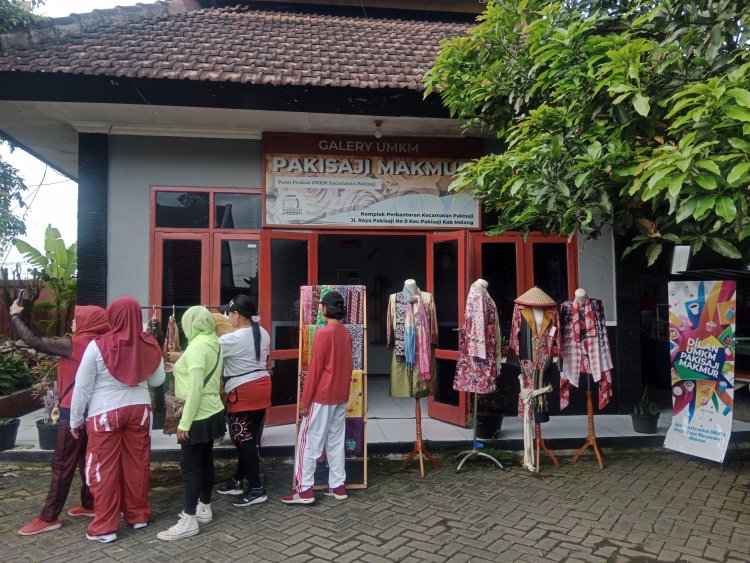 Wadi Network Sekartaji Ajak Warga Pakisaji Hidup Sehat Lewat Senam Bersama dan Pameran UMKM