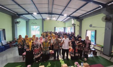 Penyampaian para Aspirasi Guru PGRI pada Acara Reses DPRD Kabupaten Malang di Warkop DIgital