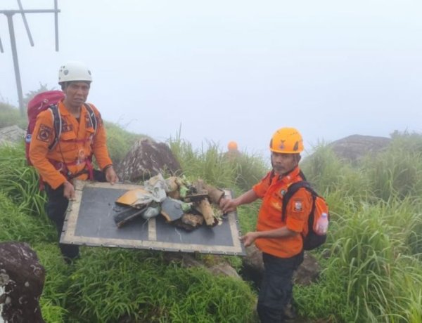 Tragedi Kecelakaan Pesawat ATR 72 di Pegunungan Sulawesi Tengah, 48 Orang Dilaporkan Jadi Korban