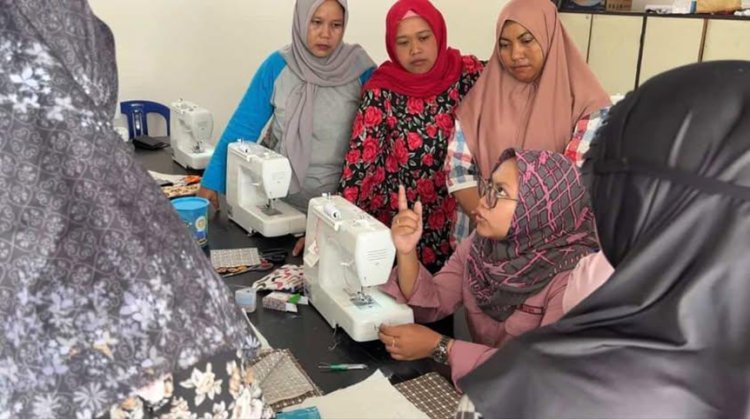 Pelatihan Menjahit BLK Singosari Dorong Anggota Kopwan Mandiri Berwirausaha