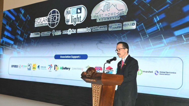 APKOMINDO & APTIKNAS Tegaskan Fondasi Digital Kunci Sukses Transisi Energi Hijau di Smart Energy Week 2026