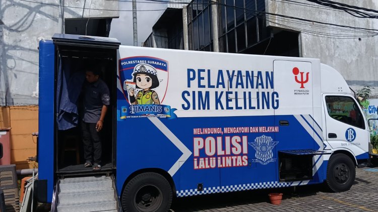 Perpanjangan SIM Kilat di SIM Keliling ITC Surabaya, Warga Apresiasi Pelayanan Cepat dan Tanpa Calo