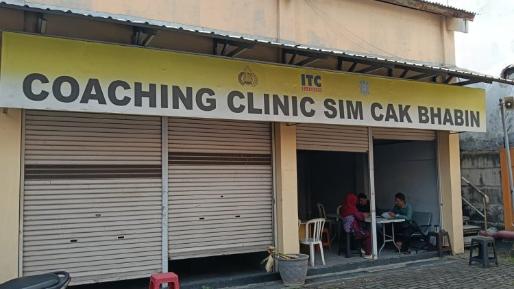 Perpanjangan SIM Kilat di SIM Keliling ITC Surabaya, Warga Apresiasi Pelayanan Cepat dan Tanpa Calo
