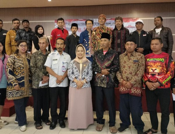 *HEBOH! Dr. Sri Untari Luncurkan "ASTARI" Platform Aspirasi 24 Jam Pertama di Jatim Dan Kartu Aksara Jawa, Sekaligus Urus HAKI*