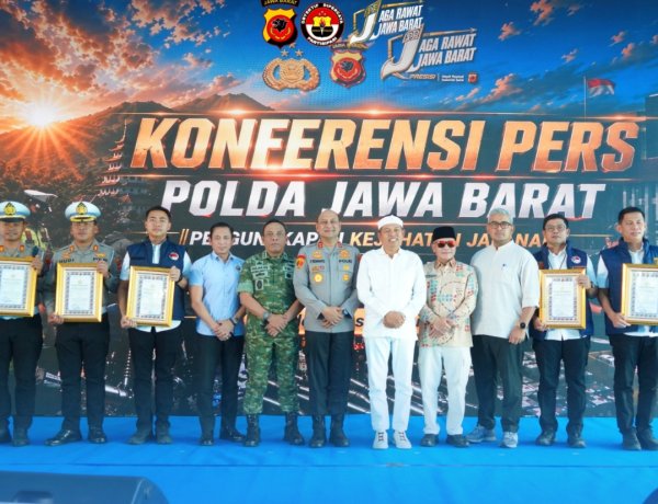 Polda Jabar Ungkap 352 Kasus Kejahatan Jalanan, Musnahkan 25 Ribu Miras Dan 9.124 Knalpot Non Standar