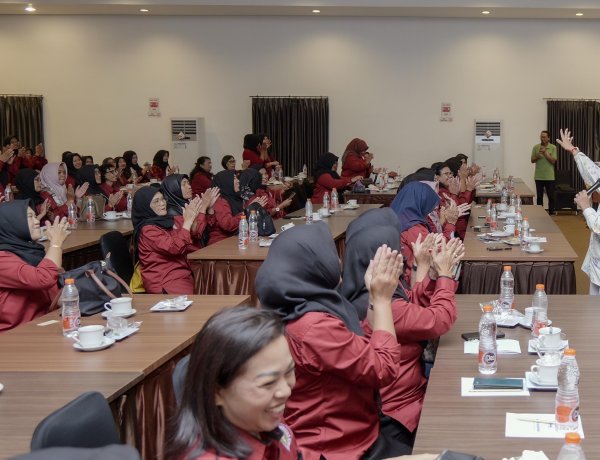**AI Bukan Pesaing, Tapi Sahabat: 3 Tokoh Perempuan Malang Ajak Koperasi Bijak Gunakan Teknologi`**