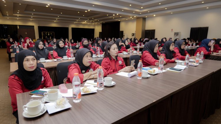 **AI Bukan Pesaing, Tapi Sahabat: 3 Tokoh Perempuan Malang Ajak Koperasi Bijak Gunakan Teknologi`**