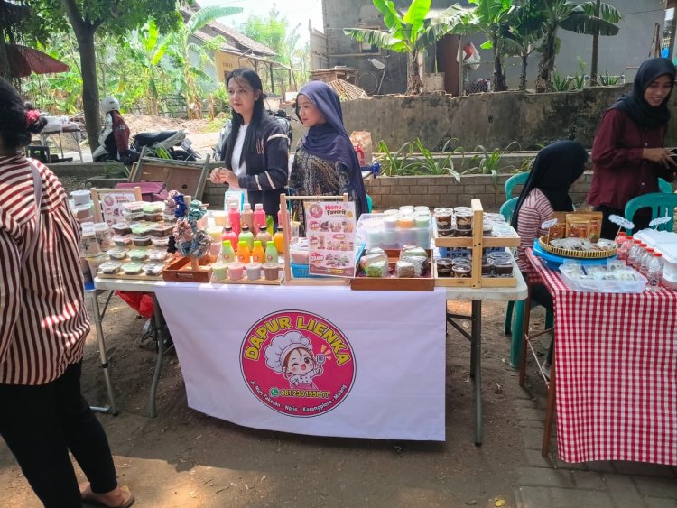 Meriah Pol! Ibu Lurah Borong Jajanan UMKM, Tim Mama Lela Bikin Ngakak di Penutupan HUT RI 81 Ngijo