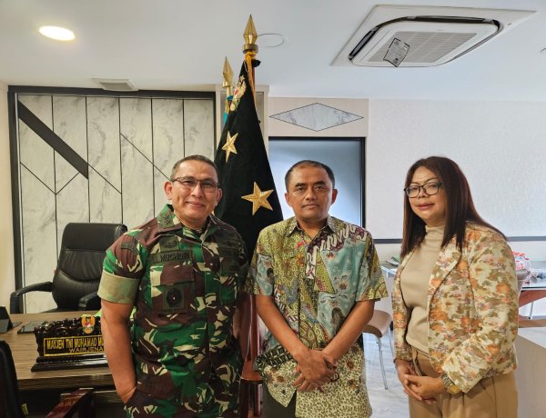 Wairjenad Mabesad TNI Mayjen TNI Muchidin Sambut Hangat Kunjungan Ketum dan Bendum ARIIN