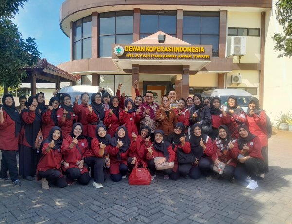 Perkuat Silaturahmi, Askomara dan APU KW Jatim Sowan ke Dekopinwil Jatim