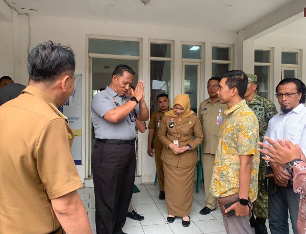 Penguatan Akses Keadilan Akar Rumput, Kanwil Kemenkum Jatim Tinjau Pos Bankum Candirenggo Malang