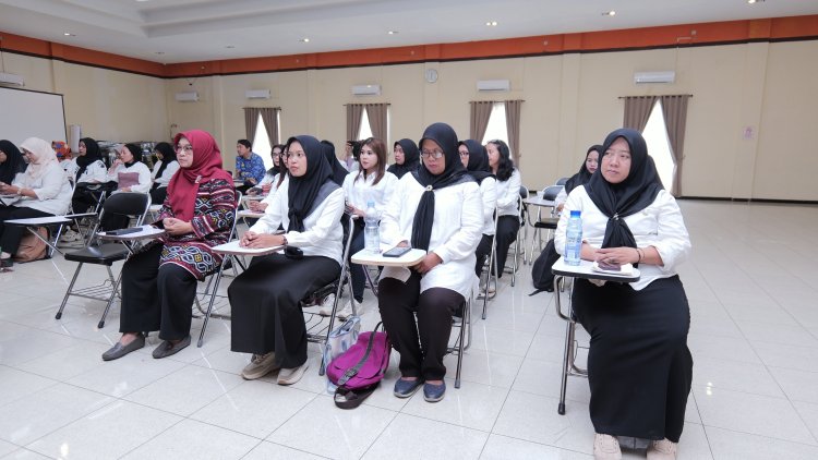 Dua Kelas Sekaligus! MTU Barbershop BLK Singosari untuk SBW Binaan Puskowanjati dan Paguyuban Koperasi Wanita "Panji" Kec. Kepanjen Binaan ASKOMARA Resmi Dibuka Bunda Untari di SBW Malang