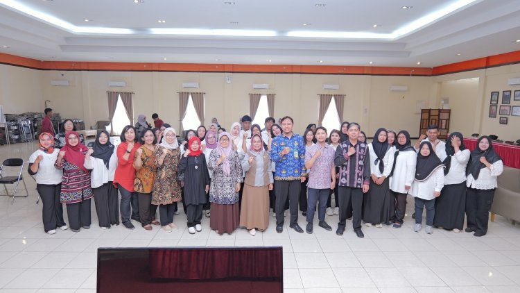 Dua Kelas Sekaligus! MTU Barbershop BLK Singosari untuk SBW Binaan Puskowanjati dan Paguyuban Koperasi Wanita "Panji" Kec. Kepanjen Binaan ASKOMARA Resmi Dibuka Bunda Untari di SBW Malang